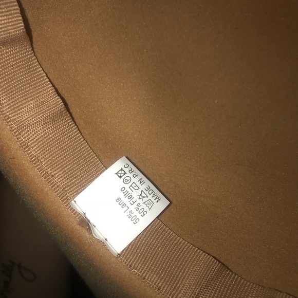 Tan hat - Picture 3 of 3